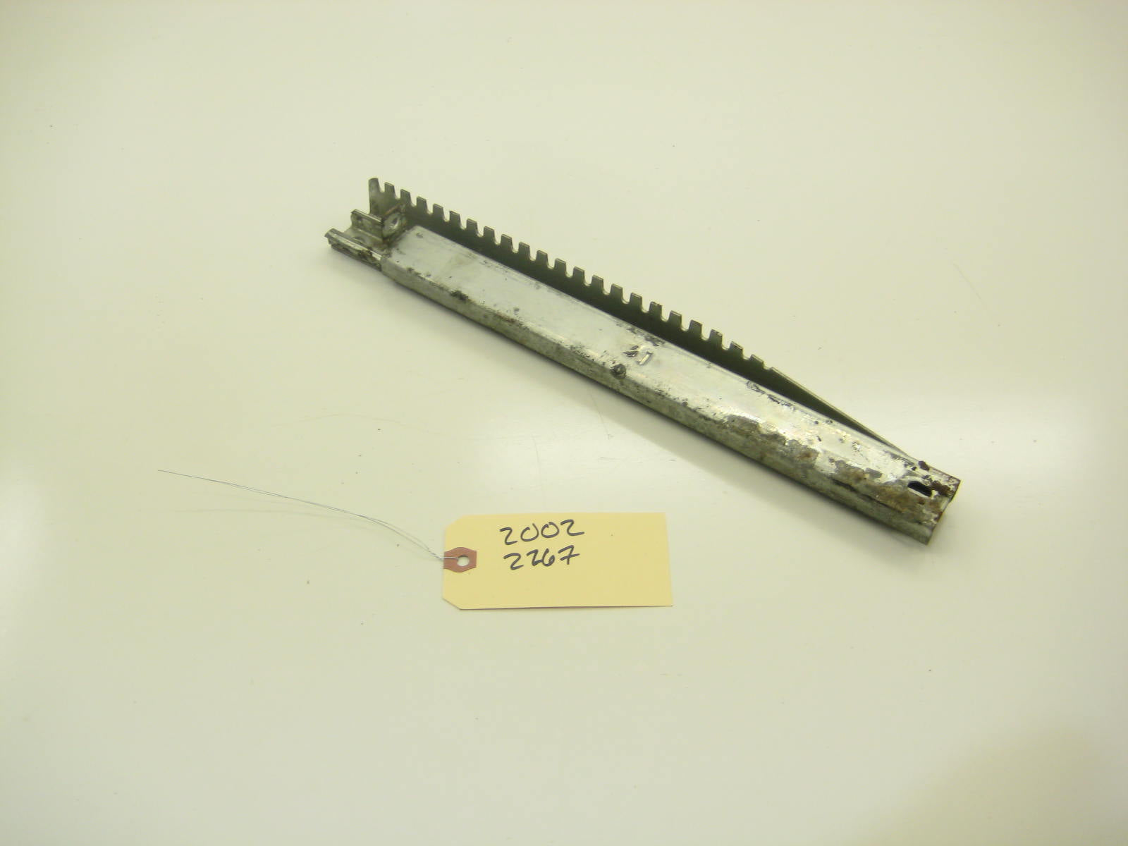 Outer Seat Slider Rail Passenger Side Adjuster