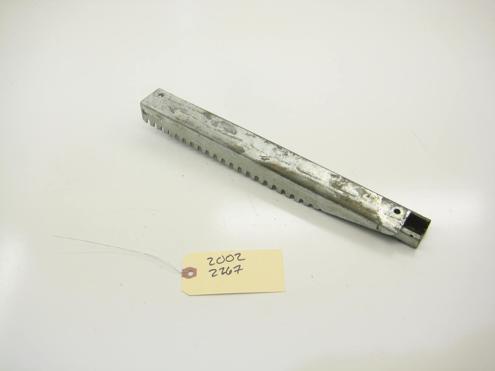 Outer Seat Slider Rail Passenger Side Adjuster
