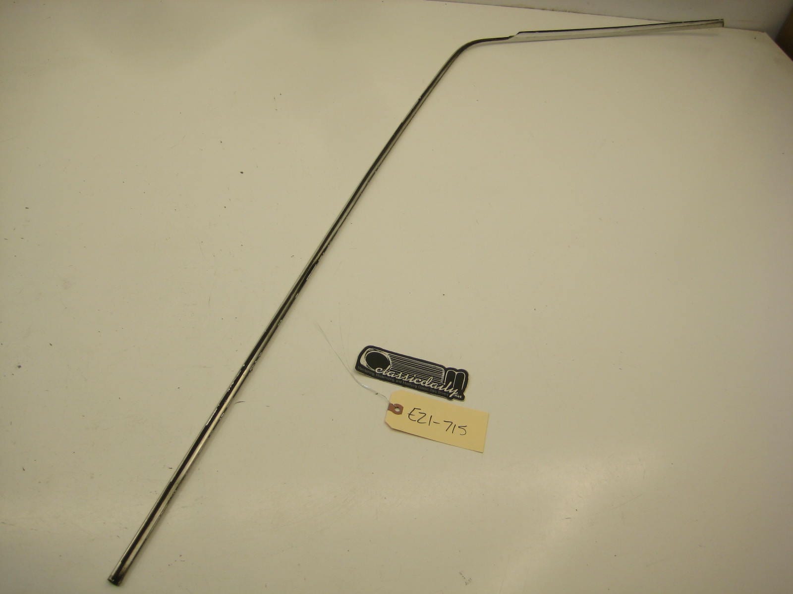 bmw e21 320 passenger right rain gutter trim