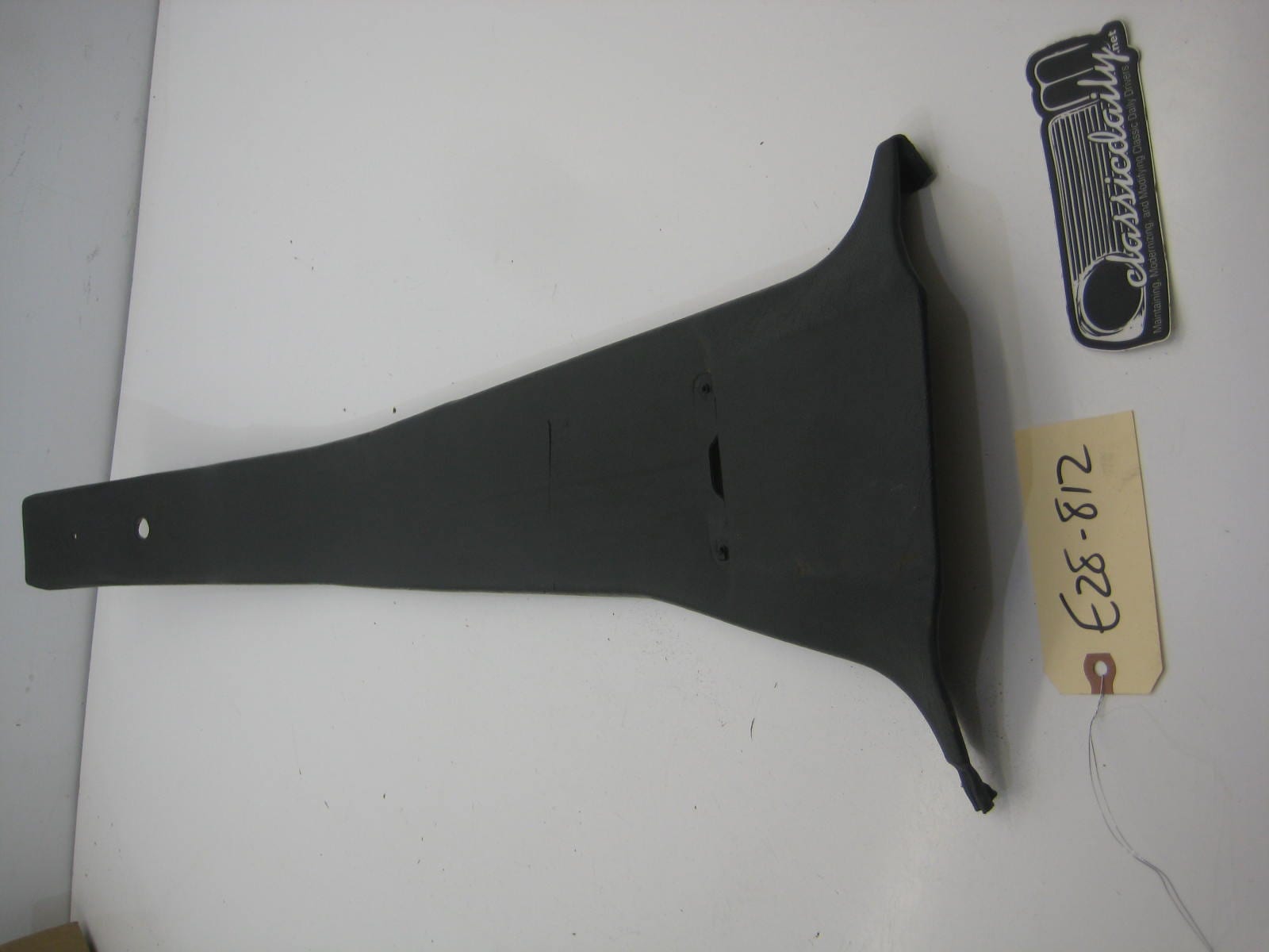 bmw e28 535 535is 528e e28 passenger right b pillar trim black seatbelt cover