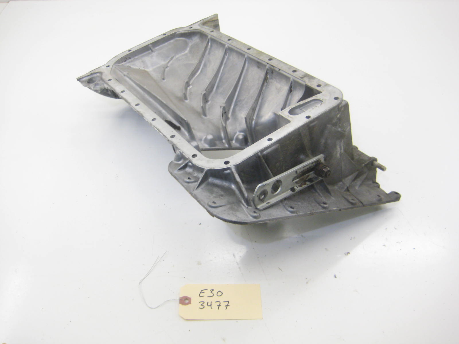 M42 Upper Oil Pan With Pickup
