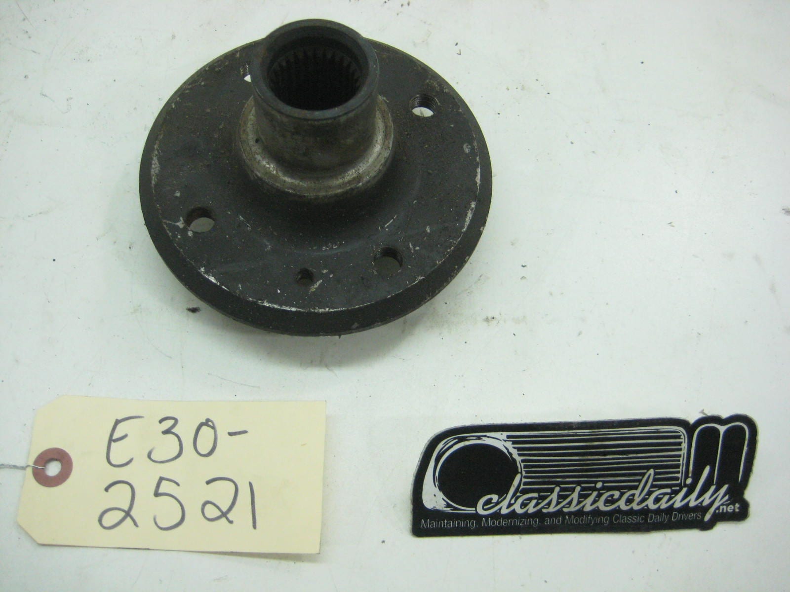 bmw e30 325 318 rear hub 3